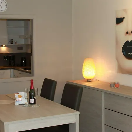Europagalerij Apartment *